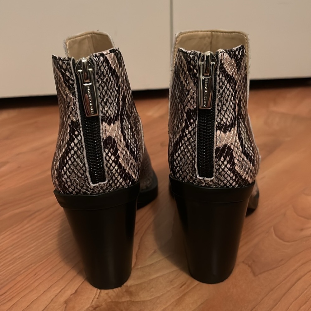 Vince Camuto Snake Skin Black and White Ankle Booties - Picture 10 of 11
